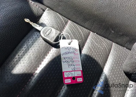 2009 Ford Mustang V6/V6 Premium z USA, uszkodzony, nr VIN 1ZVHT80NX95137108